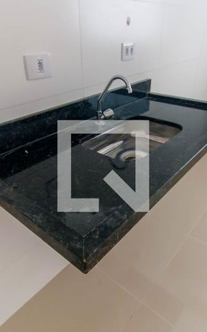 Casa de condomínio à venda com 33m², 1 quarto e sem vaga Casa de condomínio à venda com 33m², 1 quarto e sem vagaCozinha e Área de Serviço