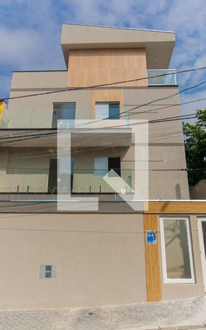 Casa de condomínio à venda com 33m², 1 quarto e sem vaga Casa de condomínio à venda com 33m², 1 quarto e sem vagaFachada
