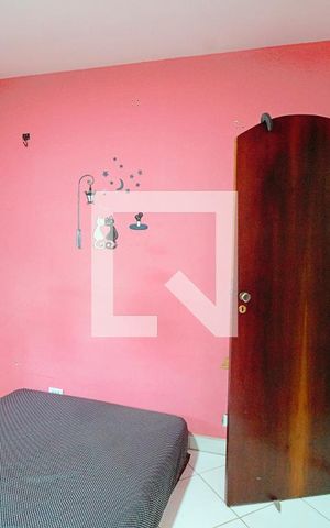 Casa de condomínio à venda com 140m², 3 quartos e 1 vaga Casa de condomínio à venda com 140m², 3 quartos e 1 vagaSuíte 2