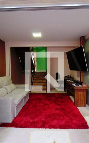 Casa de condomínio à venda com 140m², 3 quartos e 1 vaga Casa de condomínio à venda com 140m², 3 quartos e 1 vagaSala