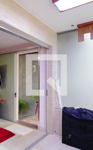 Casa de condomínio à venda com 140m², 3 quartos e 1 vaga Casa de condomínio à venda com 140m², 3 quartos e 1 vagaVaranda da Sala
