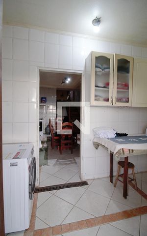 Casa de condomínio à venda com 140m², 3 quartos e 1 vaga Casa de condomínio à venda com 140m², 3 quartos e 1 vagaÁrea de Serviço