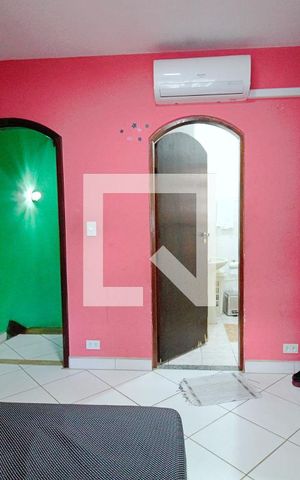 Casa de condomínio à venda com 140m², 3 quartos e 1 vaga Casa de condomínio à venda com 140m², 3 quartos e 1 vagaSuíte 2