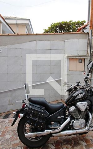 Casa de condomínio à venda com 140m², 3 quartos e 1 vaga Casa de condomínio à venda com 140m², 3 quartos e 1 vagaGaragem