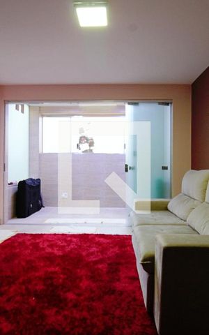Casa de condomínio à venda com 140m², 3 quartos e 1 vaga Casa de condomínio à venda com 140m², 3 quartos e 1 vagaSala
