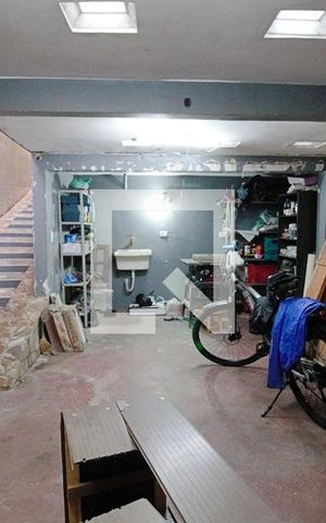 Casa de condomínio à venda com 140m², 3 quartos e 1 vaga Casa de condomínio à venda com 140m², 3 quartos e 1 vagaQuarto de Serviço