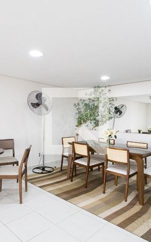 Apartamento para alugar com 32m², 1 quarto e sem vaga Apartamento para alugar com 32m², 1 quarto e sem vagaSalão de Festas