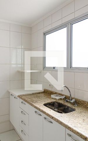 Apartamento à venda com 65m², 3 quartos e 2 vagas Apartamento à venda com 65m², 3 quartos e 2 vagasCozinha
