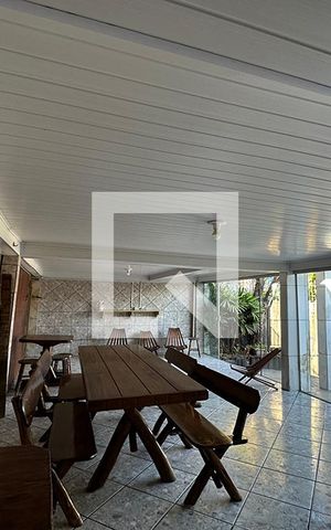 Casa à venda com 160m², 3 quartos e 1 vagaÁrea Externa
