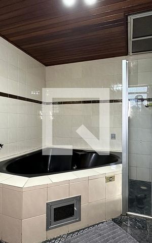 Casa à venda com 160m², 3 quartos e 1 vagaBanheiro da Suite