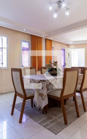 Casa para alugar com 670m², 6 quartos e 8 vagas Casa para alugar com 670m², 6 quartos e 8 vagasSala de Jantar