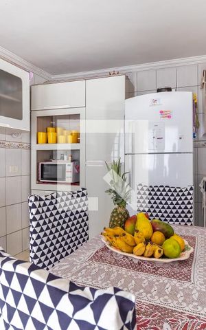Casa para alugar com 670m², 6 quartos e 8 vagas Casa para alugar com 670m², 6 quartos e 8 vagasCozinha