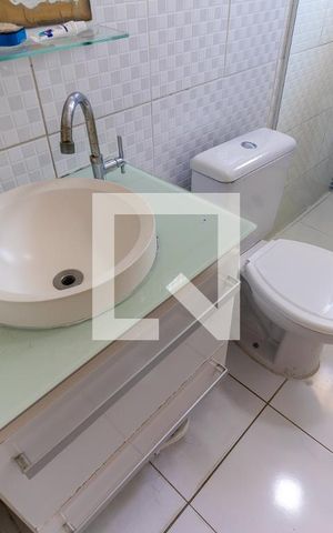 Casa para alugar com 670m², 6 quartos e 8 vagas Casa para alugar com 670m², 6 quartos e 8 vagasEdícula - Banheiro