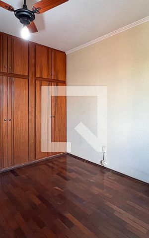 Casa à venda com 240m², 4 quartos e 4 vagasQuarto 2
