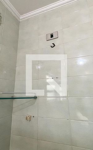 Casa à venda com 240m², 4 quartos e 4 vagasBanheiro do Quarto 4