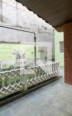 Casa à venda com 240m², 4 quartos e 4 vagasQuintal 