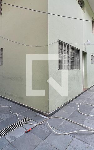 Casa à venda com 240m², 4 quartos e 4 vagasQuintal 