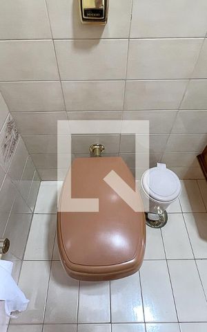 Casa à venda com 240m², 4 quartos e 4 vagasLavabo