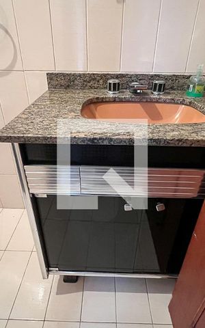 Casa à venda com 240m², 4 quartos e 4 vagasBanheiro Social