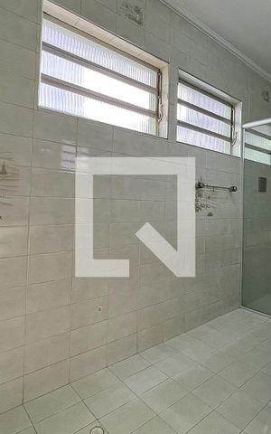 Casa à venda com 240m², 4 quartos e 4 vagasBanheiro do Quarto 4