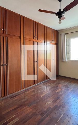 Casa à venda com 240m², 4 quartos e 4 vagasQuarto 1