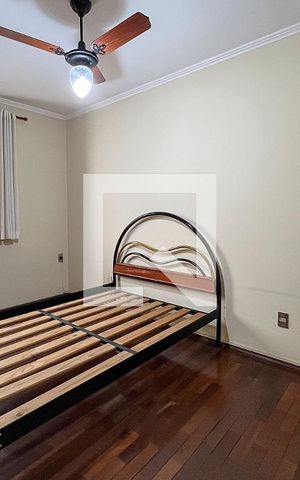 Casa à venda com 240m², 4 quartos e 4 vagasQuarto 4 - Suíte