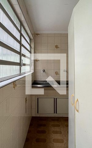 Casa à venda com 240m², 4 quartos e 4 vagasÁrea de Serviço