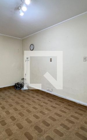 Casa à venda com 240m², 4 quartos e 4 vagasCopa