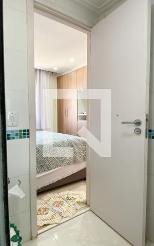 Apartamento à venda com 68m², 3 quartos e 1 vaga Apartamento à venda com 68m², 3 quartos e 1 vagaBanheiro da Suíte