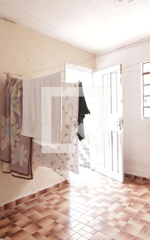Casa à venda com 280m², 3 quartos e 2 vagasÁrea de serviço