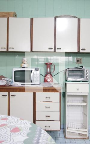 Casa à venda com 280m², 3 quartos e 2 vagasCozinha