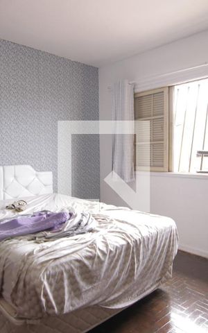 Casa à venda com 280m², 3 quartos e 2 vagasQuarto