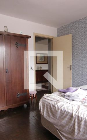 Casa à venda com 280m², 3 quartos e 2 vagasQuarto