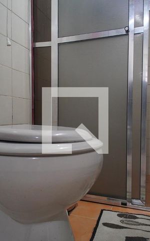 Casa à venda com 138m², 2 quartos e 2 vagasBanheiro de serviço