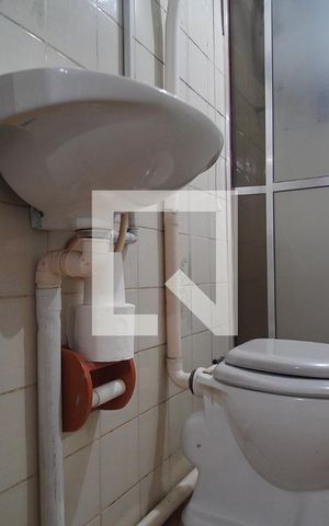 Casa à venda com 138m², 2 quartos e 2 vagasBanheiro de serviço