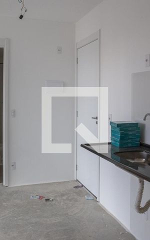 Apartamento para alugar com 36m², 2 quartos e sem vaga Apartamento para alugar com 36m², 2 quartos e sem vagaCozinha e Área de Serviço