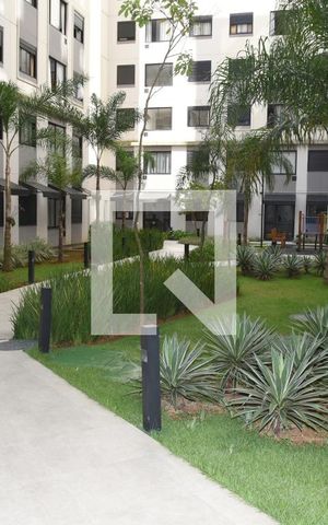 Apartamento à venda com 36m², 2 quartos e sem vagaÁrea comum