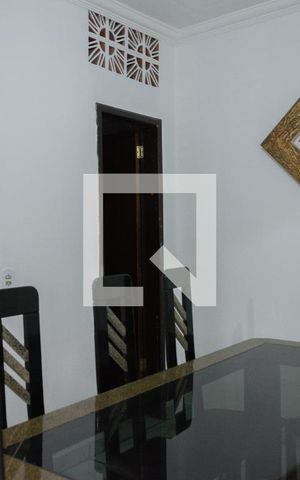 Casa à venda com 400m², 4 quartos e 4 vagas Casa à venda com 400m², 4 quartos e 4 vagasCozinha