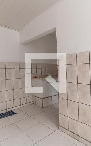 Casa à venda com 35m², 1 quarto e sem vaga Casa à venda com 35m², 1 quarto e sem vagaCozinha