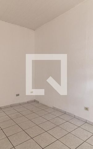Casa à venda com 35m², 1 quarto e sem vaga Casa à venda com 35m², 1 quarto e sem vagaSala