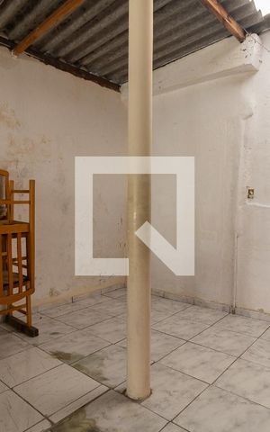 Casa à venda com 35m², 1 quarto e sem vaga Casa à venda com 35m², 1 quarto e sem vagaQuintal