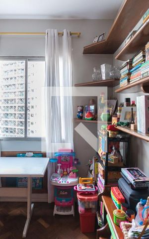 Apartamento à venda com 240m², 4 quartos e 2 vagasQuarto 2