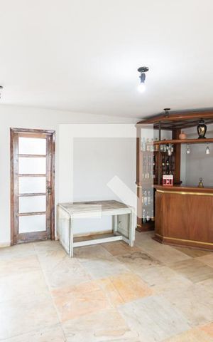 Apartamento à venda com 240m², 4 quartos e 2 vagasCobertura