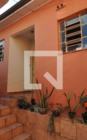 Casa à venda com 223m², 3 quartos e 2 vagasEdícula