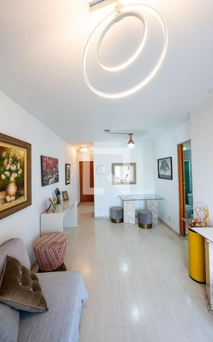 Apartamento para alugar com 61m², 2 quartos e 1 vaga Apartamento para alugar com 61m², 2 quartos e 1 vagaSala