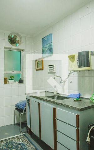 Casa à venda com 110m², 2 quartos e sem vaga Casa à venda com 110m², 2 quartos e sem vagaCozinha