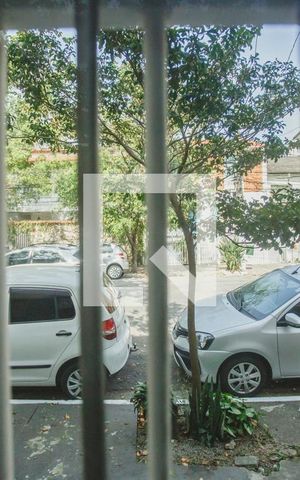 Casa à venda com 110m², 2 quartos e sem vaga Casa à venda com 110m², 2 quartos e sem vagaVista
