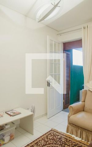 Casa à venda com 110m², 2 quartos e sem vaga Casa à venda com 110m², 2 quartos e sem vagaQuarto 2
