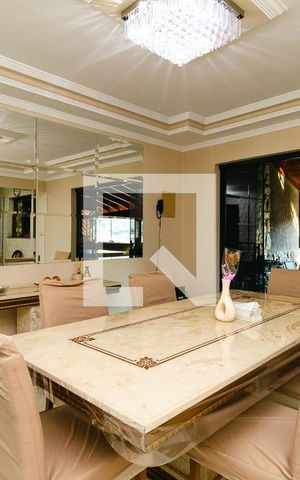 Casa à venda com 300m², 4 quartos e 3 vagasSala de Jantar