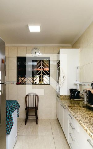 Casa à venda com 300m², 4 quartos e 3 vagasCozinha